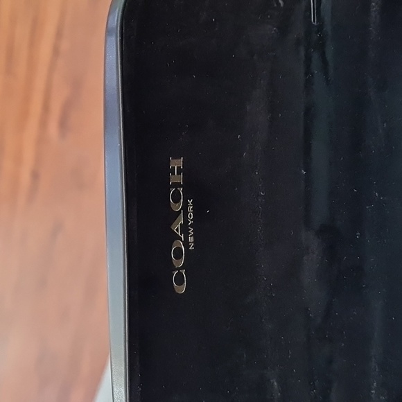 COACH GLASSES CASE - Picture 7 of 12